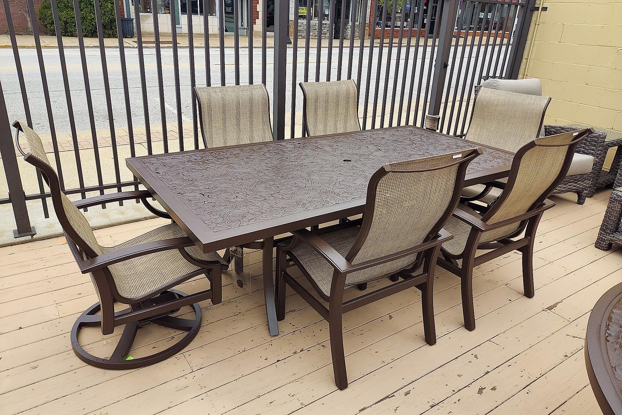 286907 Tropitone 84 x 44" Table, 7 Pc. Set